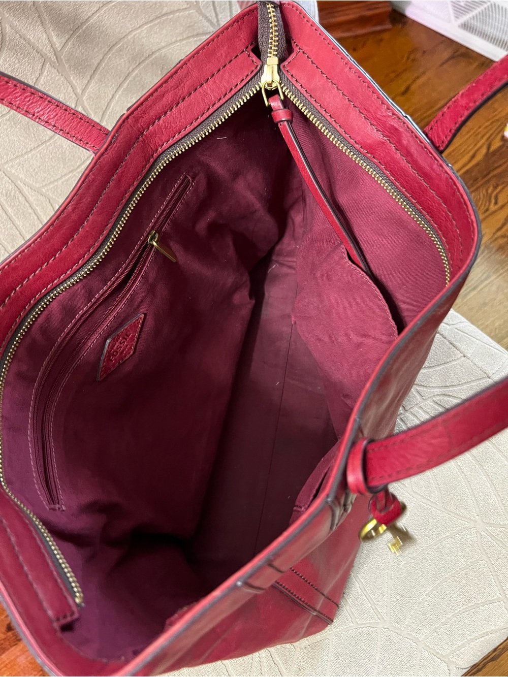 Fossil Burgundy Leather Tote with Key Charm - Picture 5 of 5